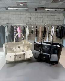 Picture of Balenciaga Handbags _SKUfw177416022fw